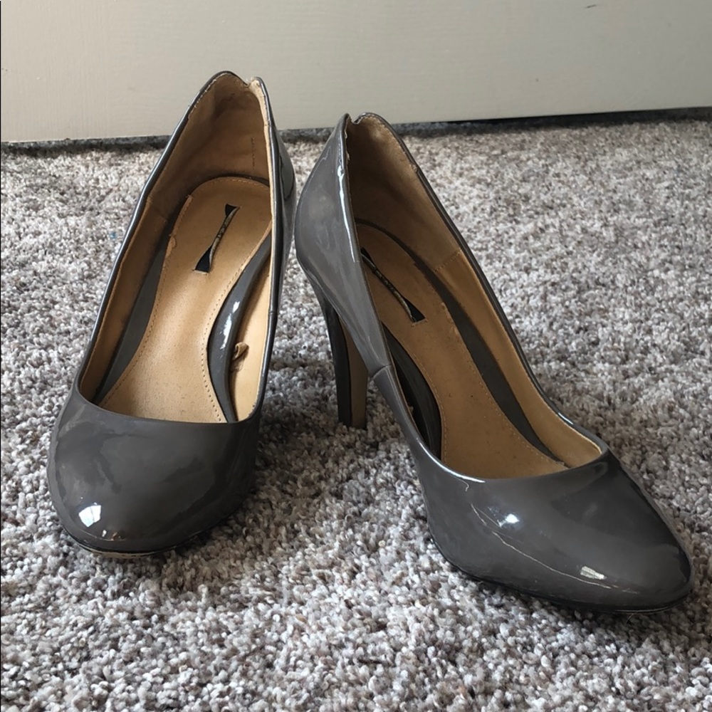 Grey Patent Leather Pumps
